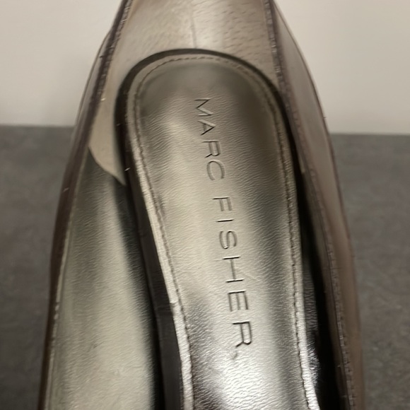 Preloved vintage Marc Fisher plate firm heals - Picture 8 of 8